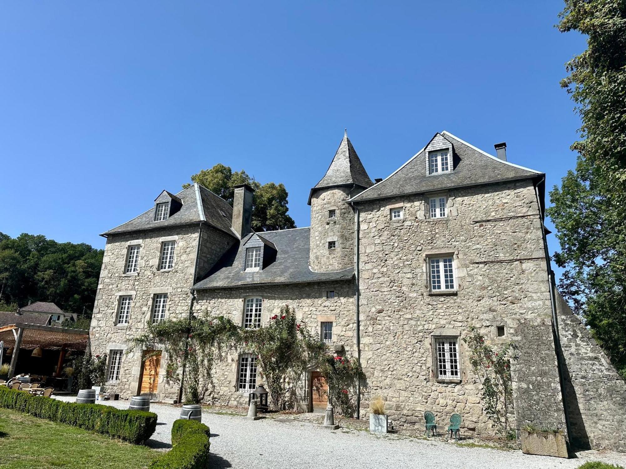 Chateau De La Borde A Ussel, Centre-Ville, Proche Autoroute A89 Ussel  Exterior photo